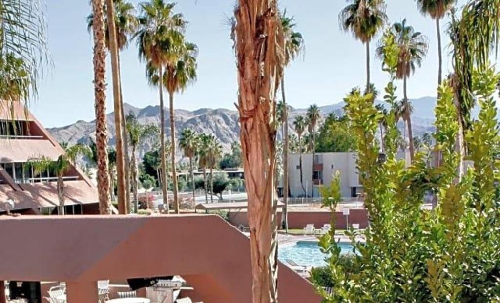 Marquis Villas Resort Palm Springs Exterior photo
