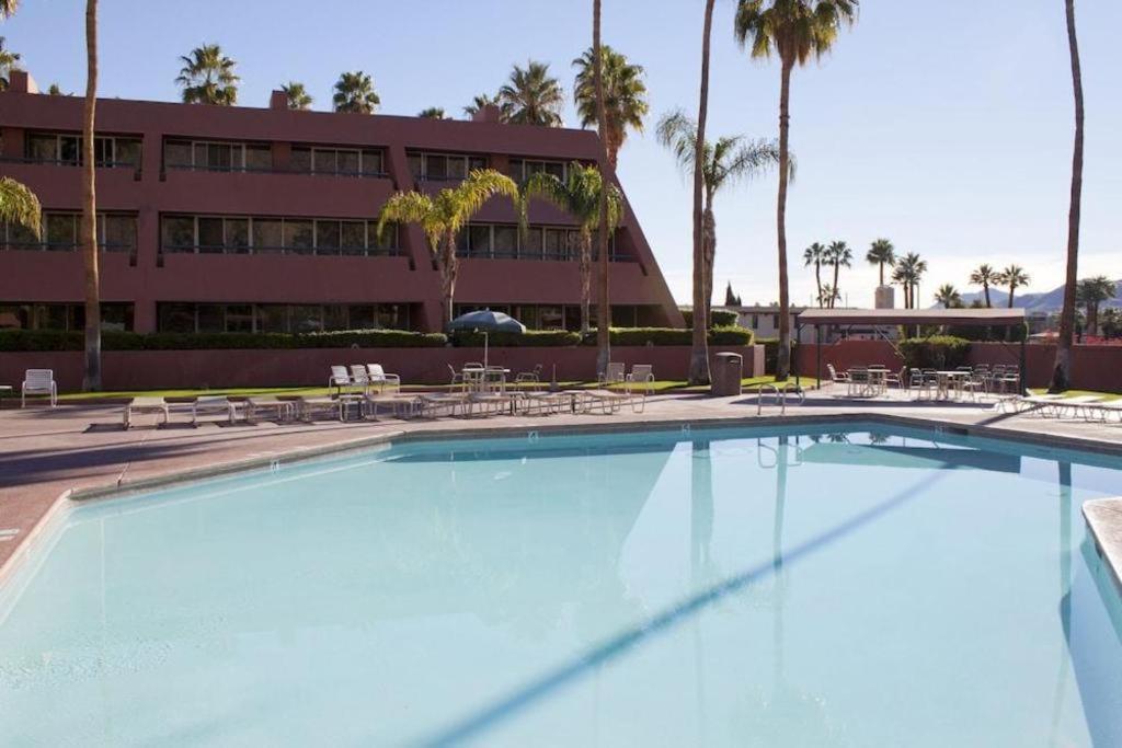 Marquis Villas Resort Palm Springs Exterior photo